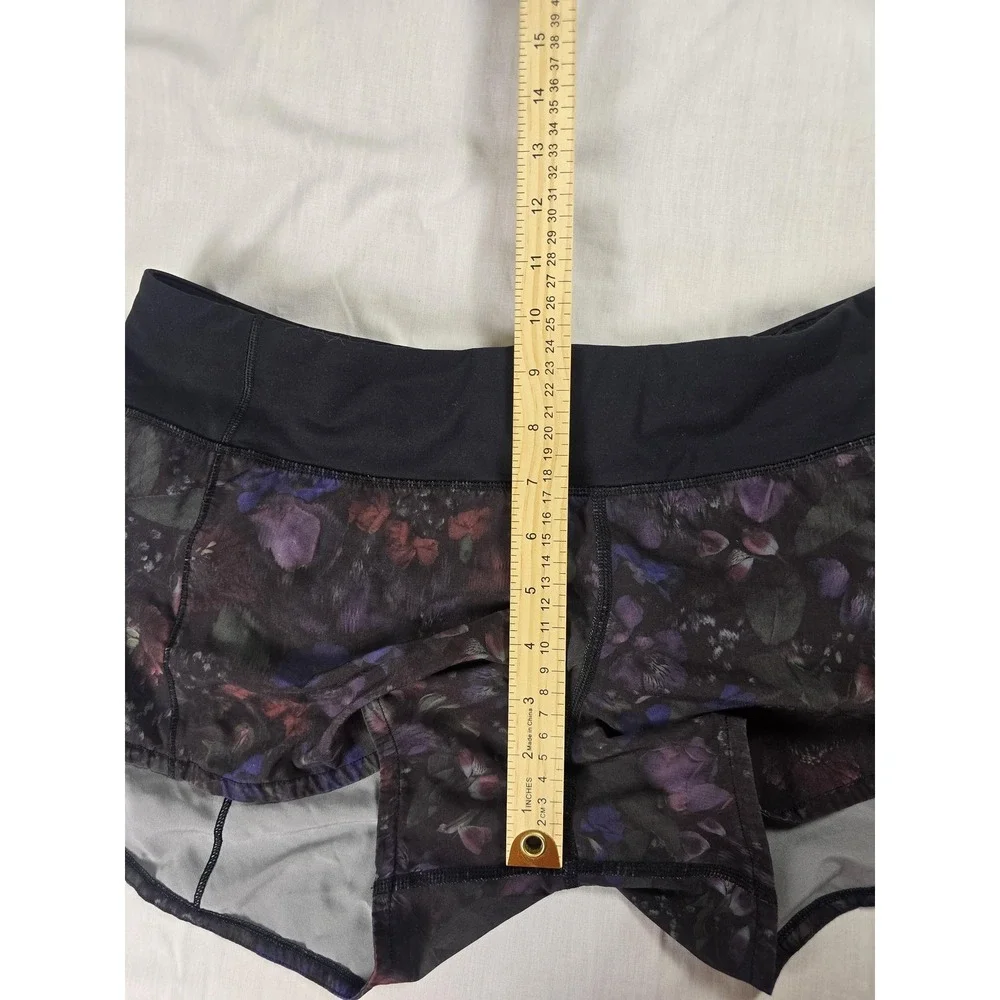 Lululemon Shorts Womens 8 Black Floral Running Lined 3 Inseam Athletic